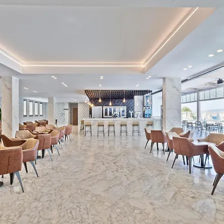 Punta Dorada 4* سالو